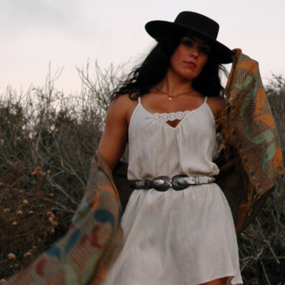 Vintage Inspired Lovestrength Winslow Belt (NWT) - Picture 4 of 9